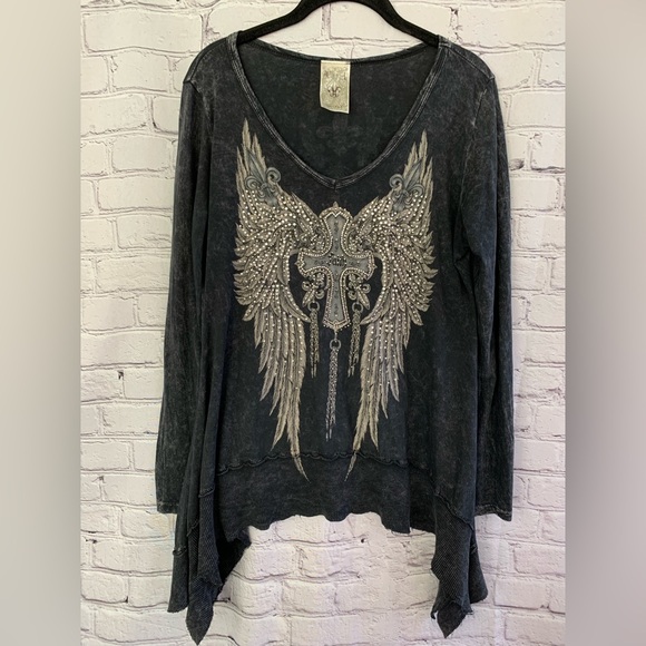 Vocal Black Long Sleeve Top with Silver Wing Design - Picture 2 of 9